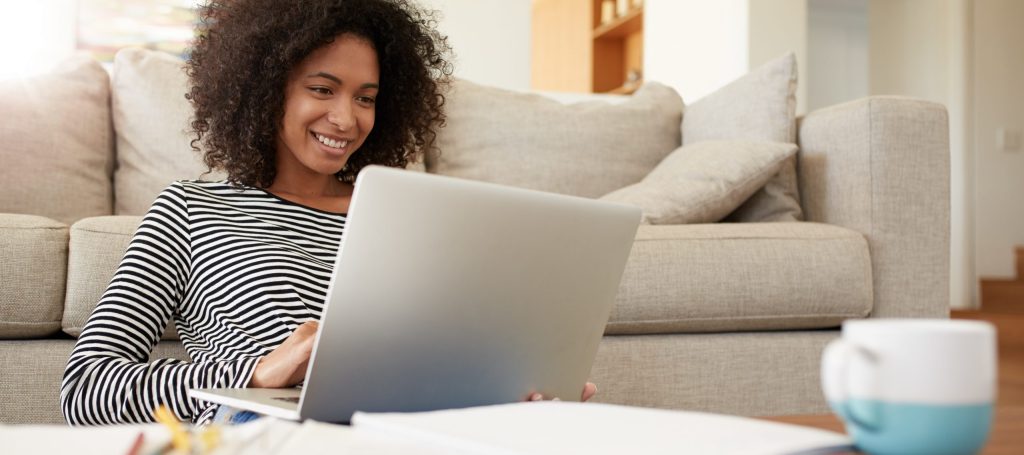 8 tips on how to study an online course